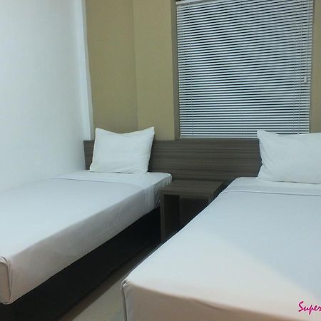 Zamrud Malioboro Hotel Yogyakarta Luaran gambar