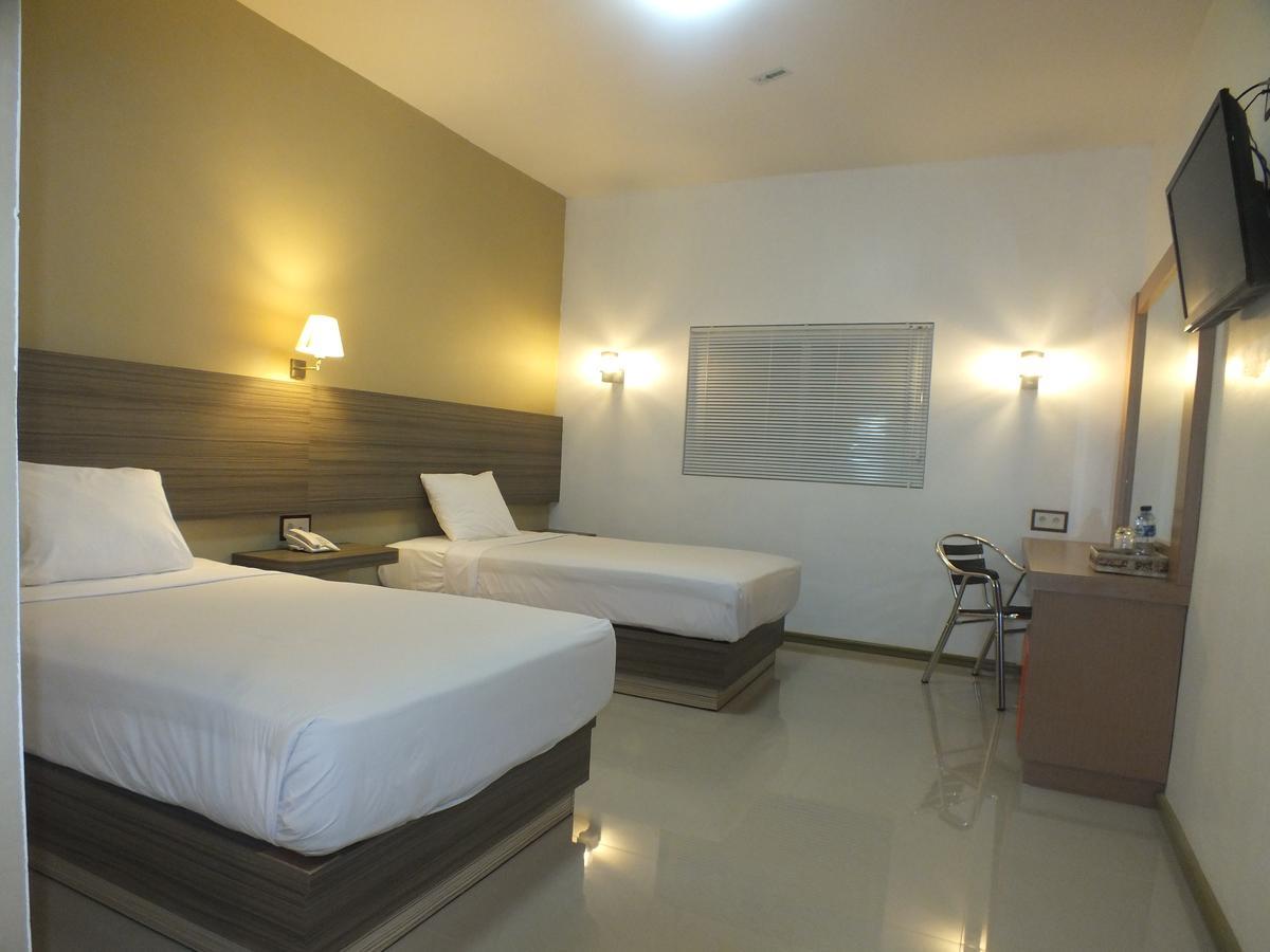 Zamrud Malioboro Hotel Yogyakarta Luaran gambar